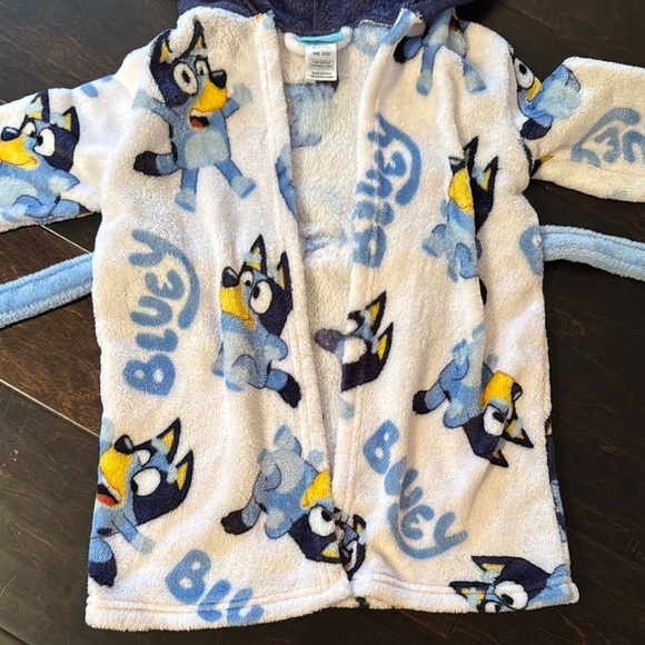 Bluey Kids Pajamas Robe- Blue and White EUC - Picture 3 of 5